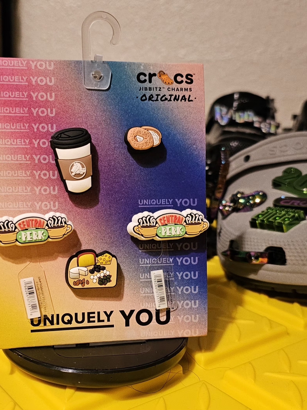 Authentic Croc Jibbitz Multicolor Coffee, Bagel & Central Perk Snack Set